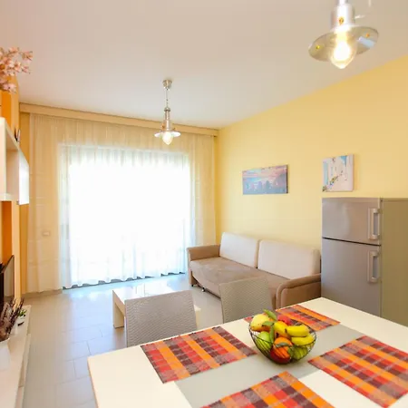 One Bedroom Sea View Appartamento Vlorë